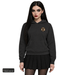 Dark Darlings · Katha · Kuschelhoodie, getragen von Katha, Vorderansicht