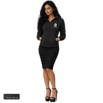 Shadowbound Protection Group · Asset · Zipper, getragen von Viola, Vorderansicht
